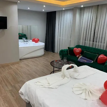 Asem Palace Hotel *
